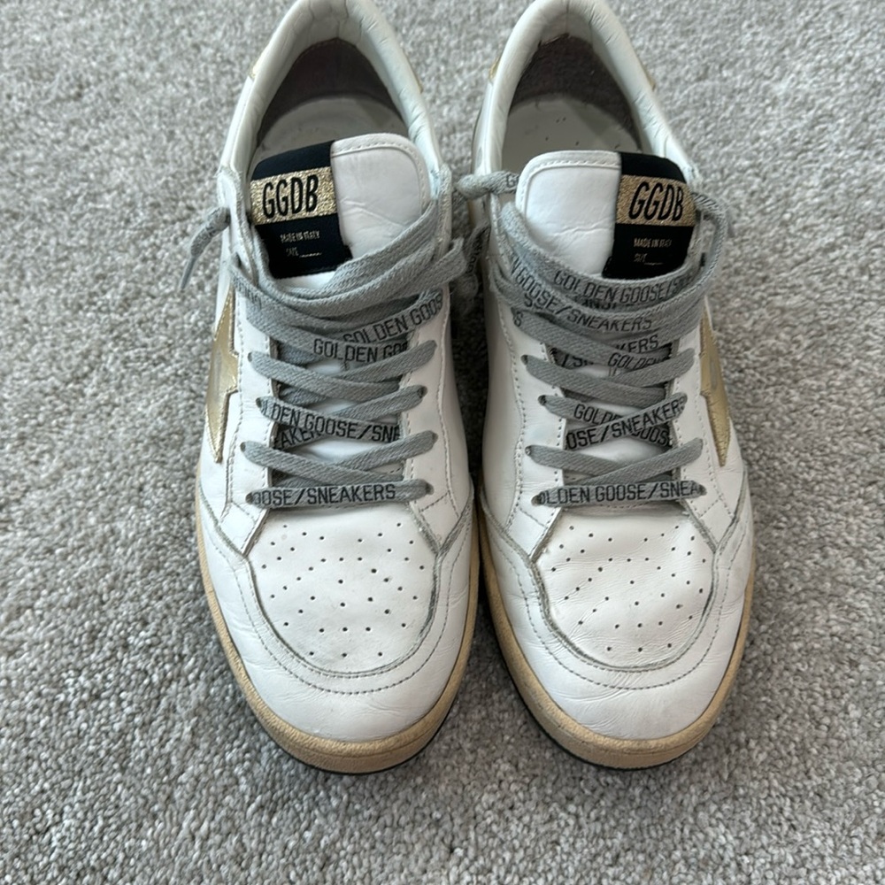 Golden goose sneakers size 39=9
